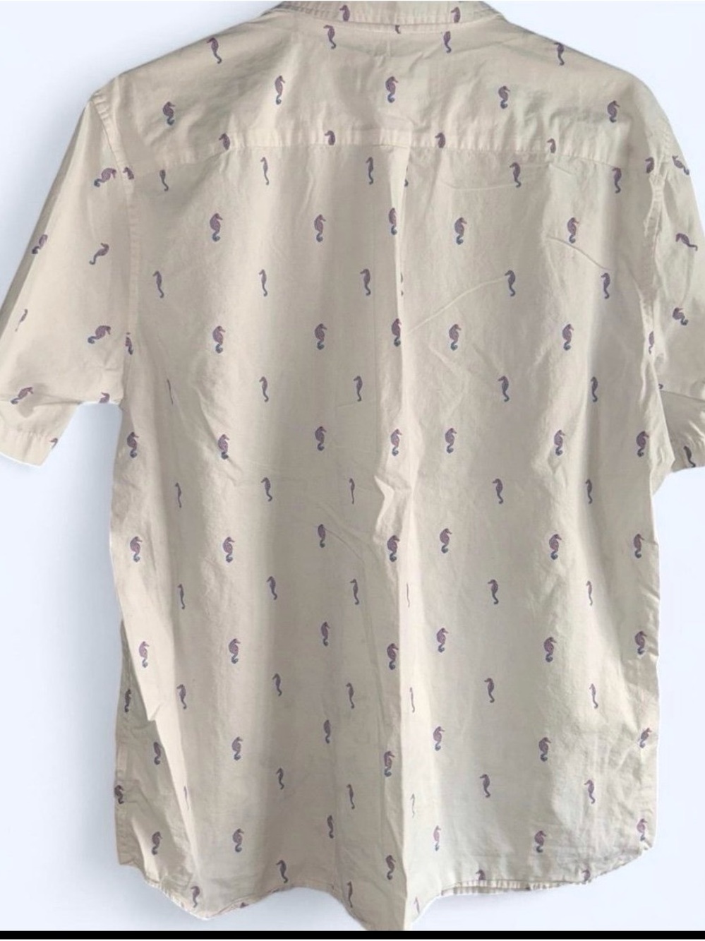 Vineyard Vines Short-Sleeve Button-Down with Purple Seahorse Print - Picture 3 of 4